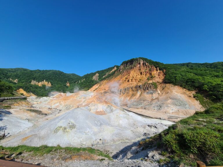 登別温泉（北海道・2枚目）